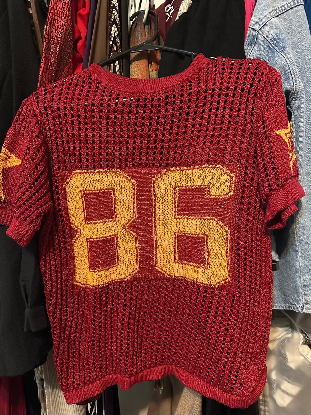 ROMWE Red Knit Mesh Jersey with Gold '86'